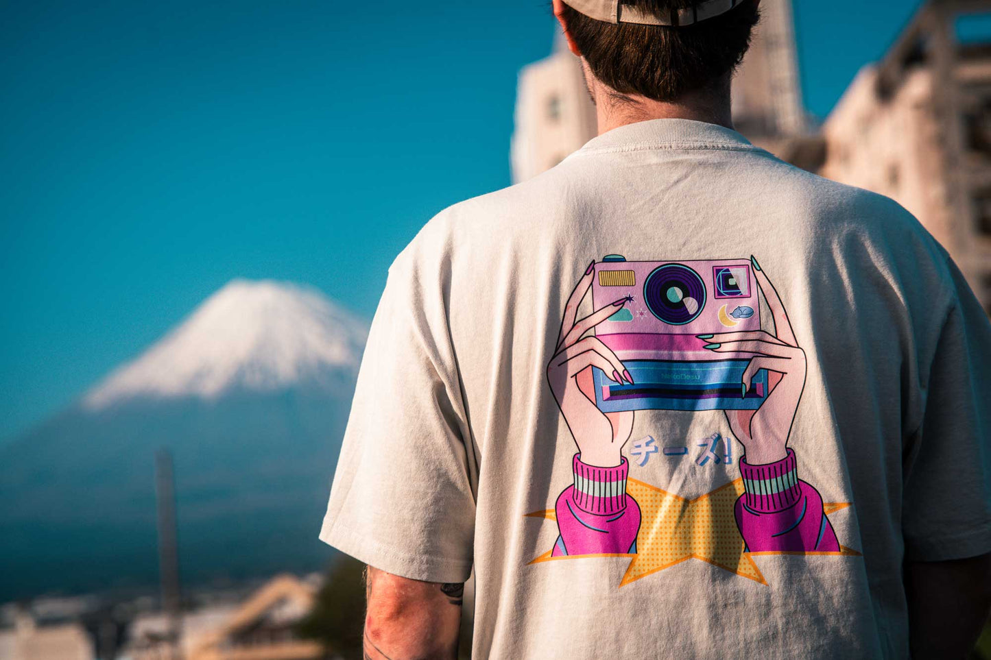 Retro Pop / Shirt Instant Camera
